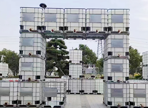 IBC tank stacking IBC tankı istifleme