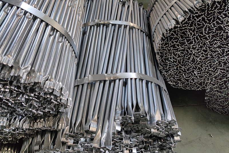 IBC Konteyner Galvanizli Çelik Boru Kabartmalı Boru