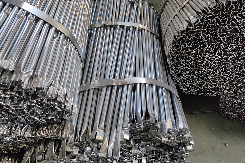 IBC Konteyner Galvanizli Çelik Boru Kabartmalı Boru