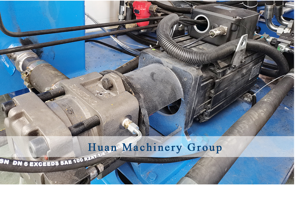 şişirme makinesi i&ccedil;in servo sistemi