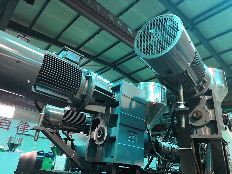 &ccedil;ok katmanlı vida